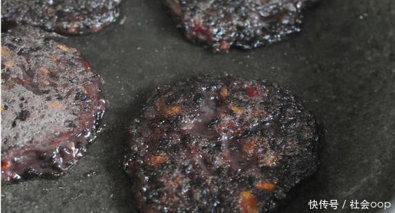 早餐饼|冬天多吃黑米补血比红枣强,蒸一蒸就上桌,细腻好消化,孩子最爱