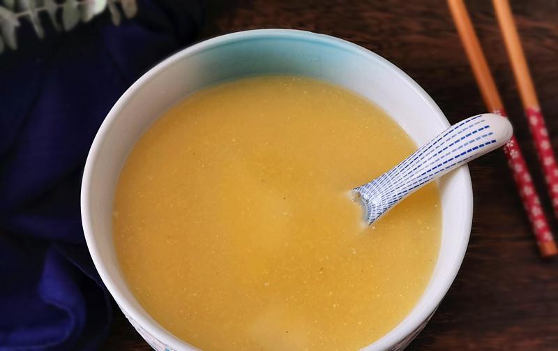 宅家的日子，我家最爱喝这粥，主食和粥一锅出，一人一碗就饱了