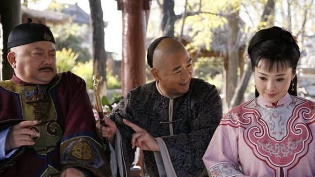 对联$纪晓岚学生大婚,命人送去一副对联,新娘看懂后,直骂纪晓岚太坏