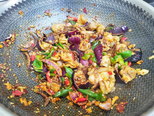 海参鲍鱼没兴趣，专爱吃这种鱼，没有一根刺，还能脆爽好吃，爱啦