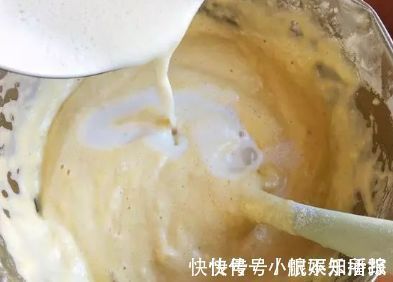 别再用电饭煲做蛋糕了,试试不锈钢盆蒸蛋糕,不分蛋,成功率更高