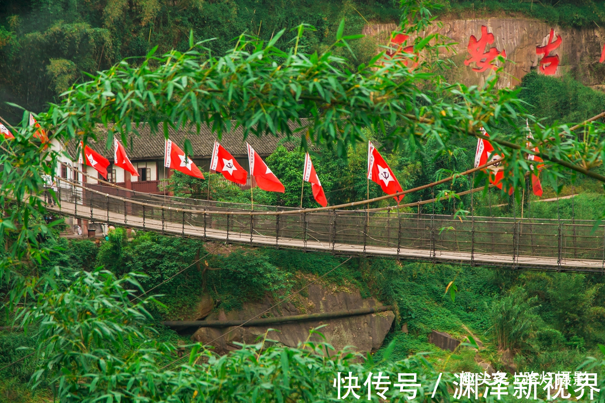 吊脚楼|神秘的丙安古镇，吊脚楼建在悬空峭壁之上，明清建筑的活化石