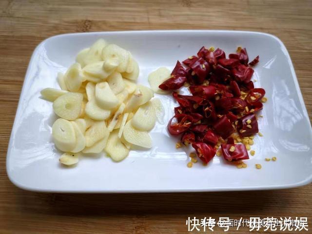 小面|入秋后,这碱性蔬菜要常吃,含钙量是南瓜的4倍,却才2元一斤