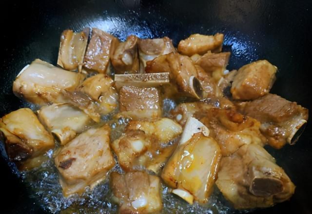 早餐，孩子迷上吃这碗面，有荤有素营养均衡，美味健康还长身体