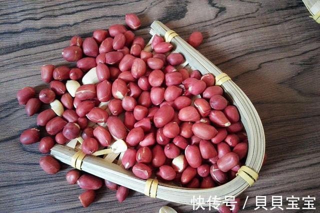 水煮花生|生花生和熟花生,哪个更营养?提醒:不管好坏,这3类人最好少碰