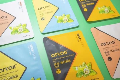 三款国产面膜，让你的皮肤在春节假期里悄悄变好