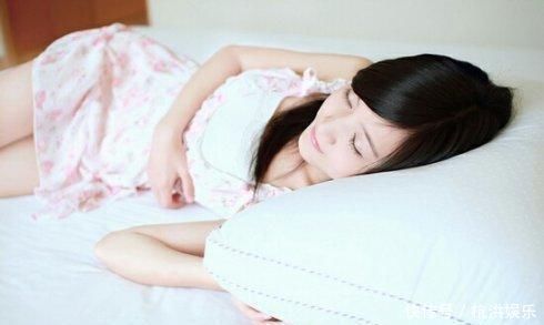 女性|为何现代越来越多的女性怀孕成难题,原因有五点,别不好意思说