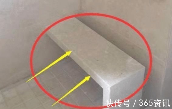卫生间|老公非得淋浴房装这个丑玩意，入住才知贼好用，师傅你真是行家
