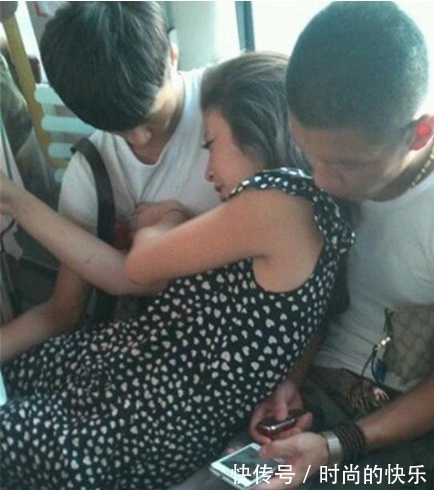 |搞笑聊天记录:下午在商场逛街,看见领导正在陪一个女人逛街