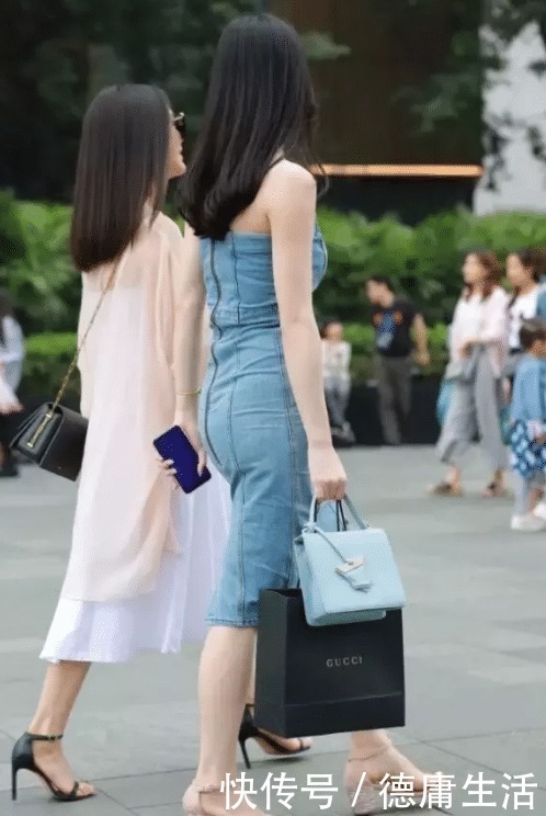 牛仔|牛仔裙的穿搭风格,应该比裤子更受欢迎吧