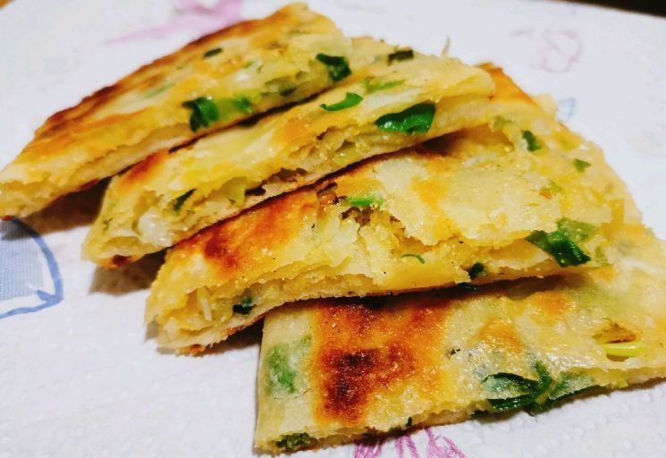 做死面饼，牢记1个技巧，做好2个步骤，外酥里软放凉都不硬