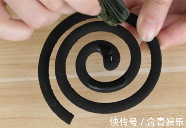 咽喉肿痛|把风油精滴到嗓子里,一个困扰万千男女的烦恼就此解决,太实用了