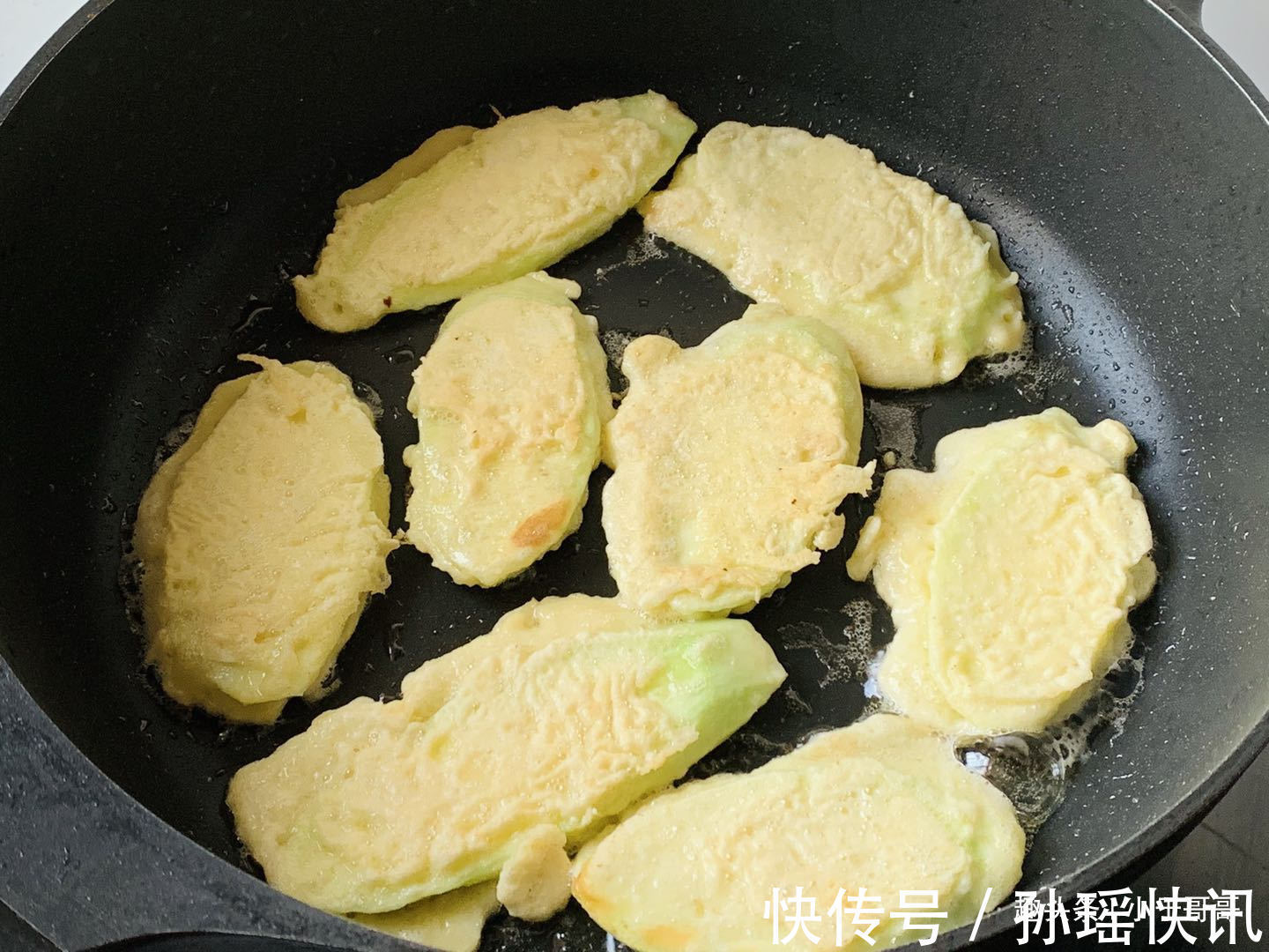 土豆饼|极简食谱—早餐茄子饼 加上土豆饼 荷包蛋 制作简单 营养美味