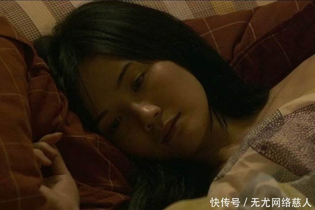 《远山淡影》景子自杀:所有独自带孩子的妈,都该记住这三条警示