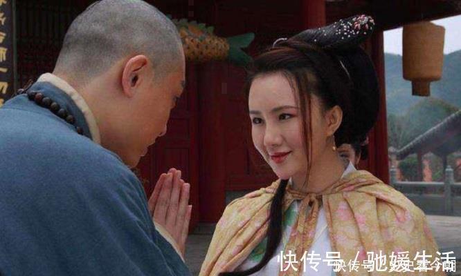 佛印!苏小妹出上联“面对面吃面”,佛印对出下联,苏小妹娇羞溜走