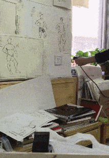 |搞笑GIF:女朋友很漂亮 就是脑子有点不好使