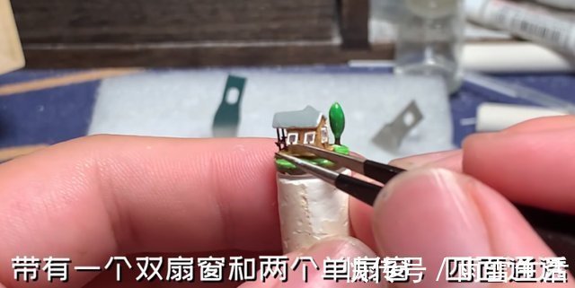 粉筆|手辦界最小手辦?用粉筆制成,比指甲蓋還小,關節能自由轉動!