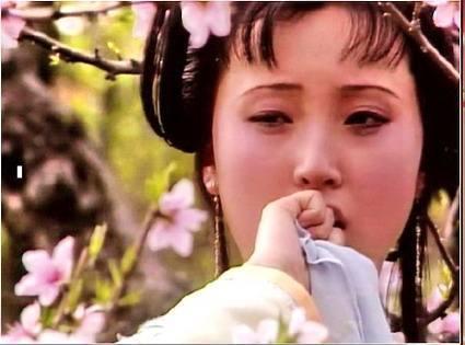 贾宝玉!为从薛宝钗手中抢过来贾宝玉,还林黛玉一个公道,她应值得被原谅