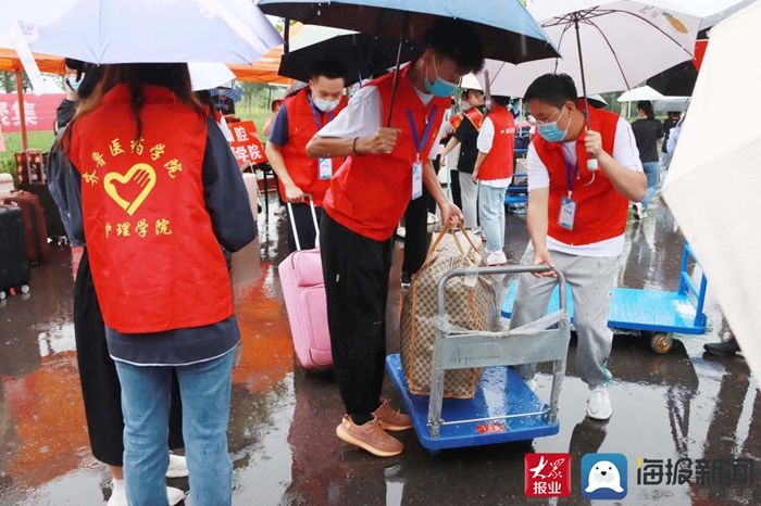 学院|“遇见鲁医 遇见更好的自己”——齐鲁医药学院迎来首批2021级新同学