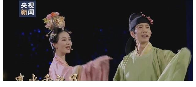 鲁健|央视秋晚:超50位明星出席,《觉醒年代》交响乐成最大惊喜