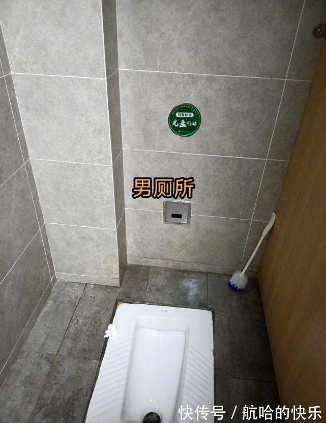 奥特曼|爆笑神评丨奥特曼灭绝了?光消失了?