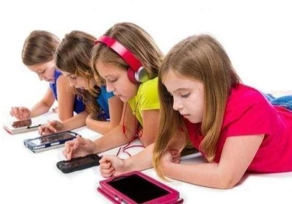 天性|三碗教育“毒鸡汤”已经毁了不少孩子,家长别盲目学,害娃不自知