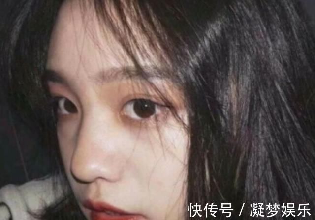 臭毛病|女生若想变“淑女”,尽量改掉这3个“臭毛病”,身为女生要美美哒