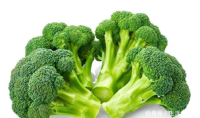 维他命c|炒西兰花时,有人先焯水,有人直接炒,都不对,大厨教你正确做法