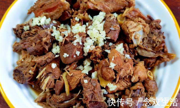 厨娘|夏季，遇到此肉要多吃，营养极高，比吃牛羊肉强，炖上一锅真馋人