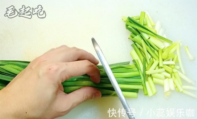 下饭|回锅肉的“好兄弟”!如何炒出正宗的酱爆肉?酱香浓郁相当下饭