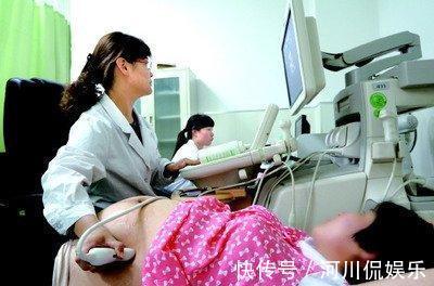 脆骨症|身高仅90厘米的女孩执意生娃,孩子出生后,全家痛苦