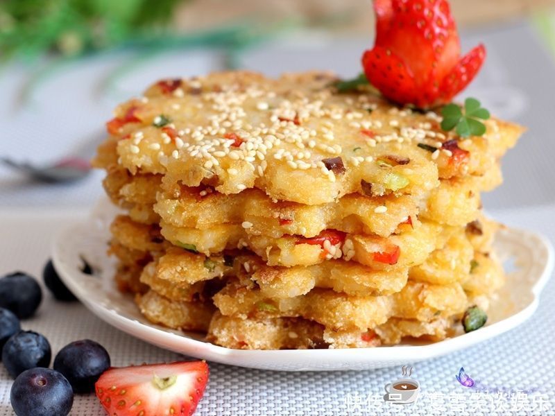 零食|一碗剩米饭,巧做一堆米饼,香爆了,好吃到哭,还可以当作零食