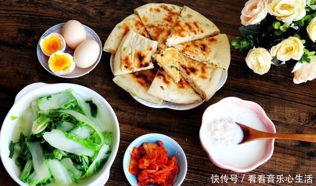 妈妈|全职妈妈没假期,早餐每天照常做,七天早餐食谱分享,好吃又好做