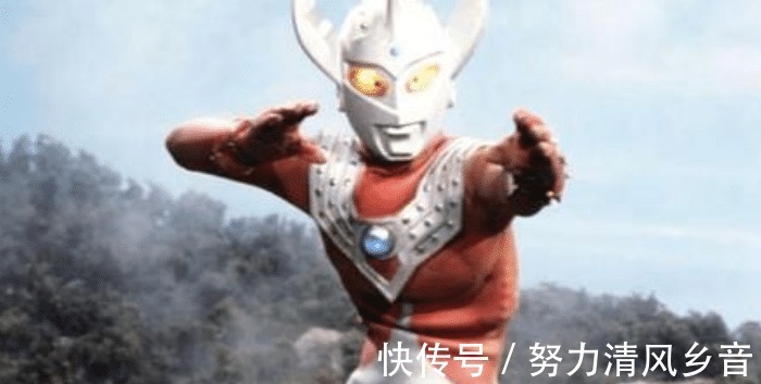 奥特曼|历代奥特曼的身高，最高的一位，成年的泰罗还不如他的脚高