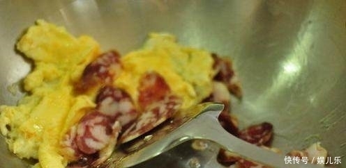 估计|晚餐面条最好吃做法,估计一半人不知道,赶紧学做