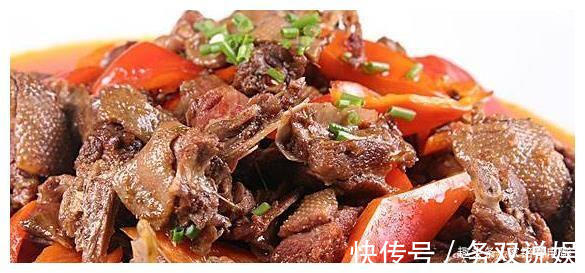 香辣土匪鸭|美食推荐牛肚粉丝汤，红烧鱼块，韭黄炒肚丝，香辣土匪鸭的做法