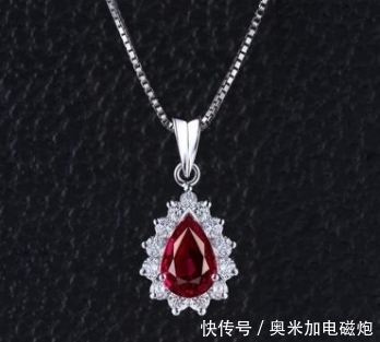 水滴|吊坠大多做成水滴的形状,这究竟是什么原因呢?