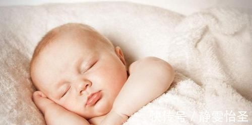 宝妈|出生一个星期的新生儿还不睁眼,爸妈急忙送医,检查后医生乐了