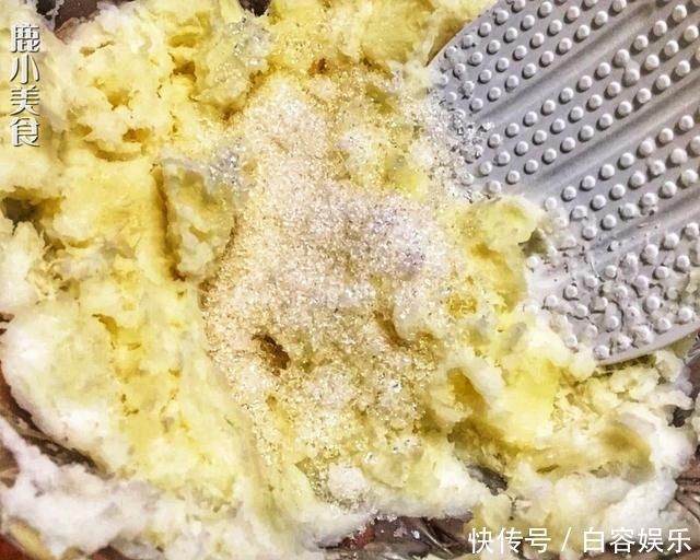 又一道健脾小吃，无需烤箱，孩子多吃营养开胃，比芋头糕还甜糯