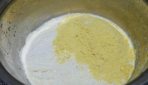 面团|吃粗粮更营养,玉米面新吃法,不蒸不烤,清香味道更原始
