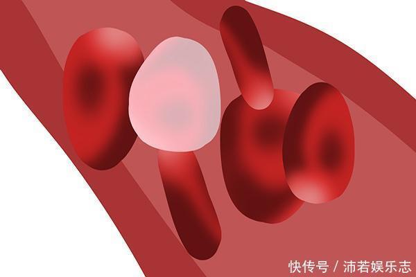 女性常年佩戴银手镯,三个变化令人羡慕不已,但有一类人慎戴