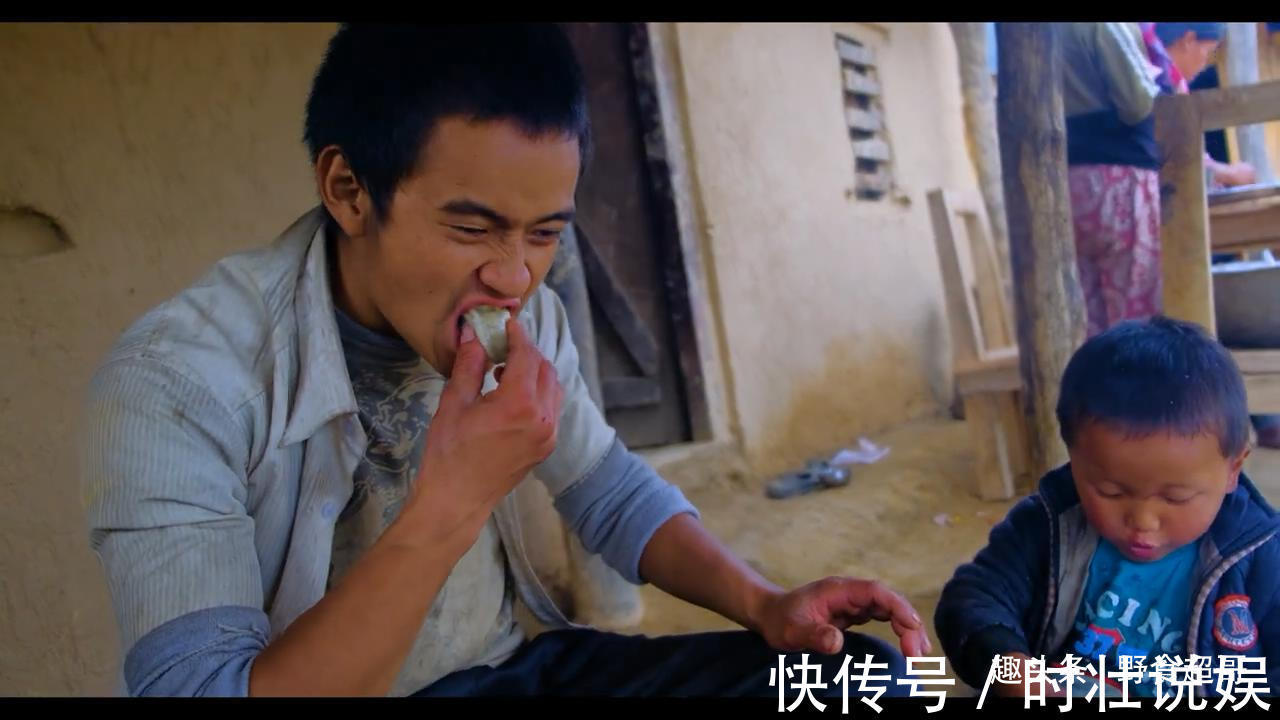 咖喱粉|尼泊尔兄弟家女儿长大了，引无数帅哥到家中玩，一起包猪肉饺子