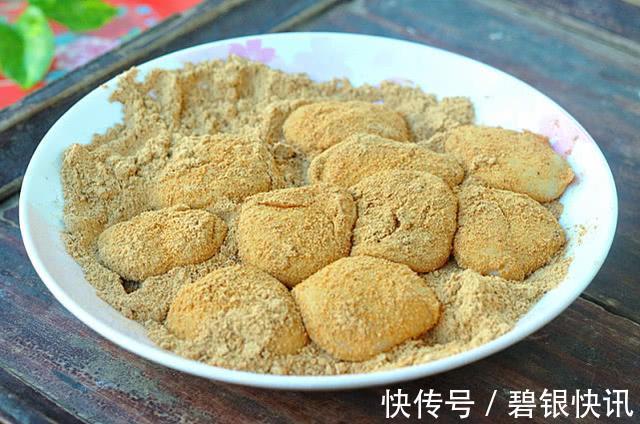 糯米|包子馒头太麻烦,我最爱吃此物,5分钟上桌,喷香热乎超过瘾