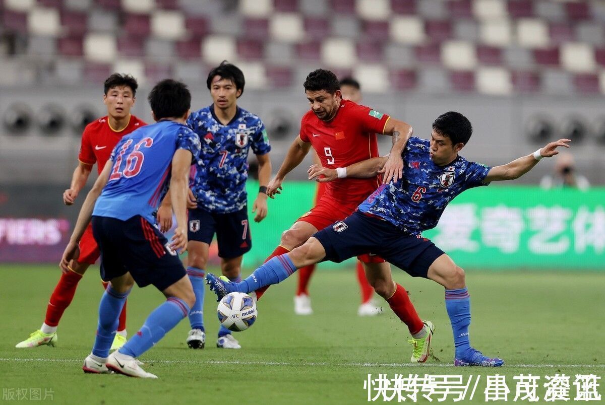 外出|国足抵达沙迦后放假3天,安排全队集体外出:系1个月来首次