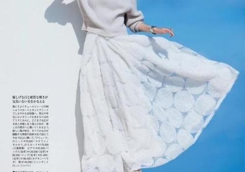 建议45岁以上的女人，穿裙子记住“3穿3不穿”，时髦有气质