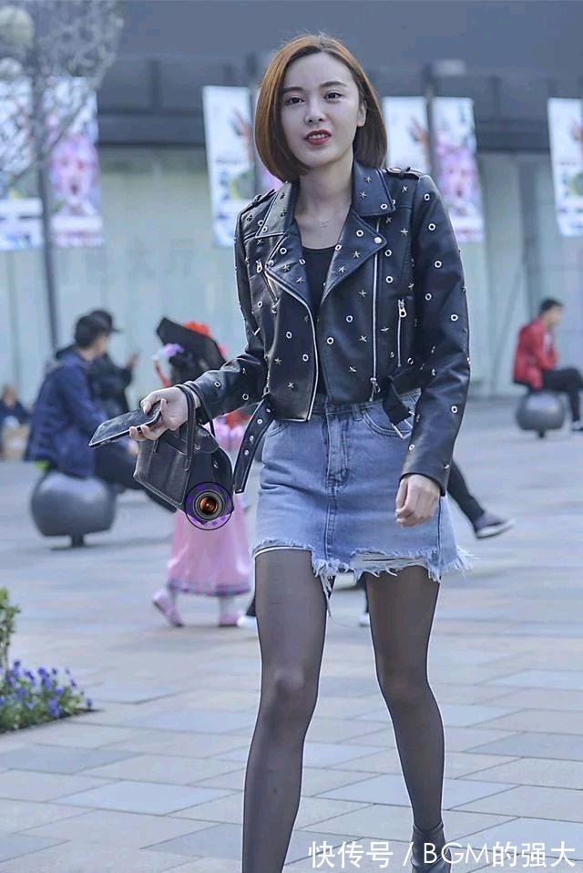 紧身裤 秋末冬初路人小姐姐们的时尚穿搭,成熟稳重,气质满满,值得借鉴!