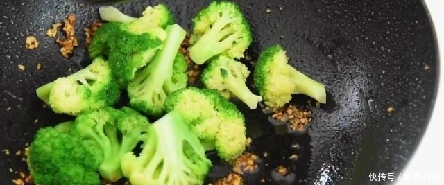 好吃|蚝油是一开始就放,还是最后放?大厨:放对了鲜十倍!难怪不好吃