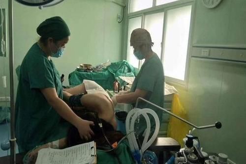 母亲们|“医生,我不喝牛奶”,孕妈生娃时闹出笑话,这些产房暗语别不懂