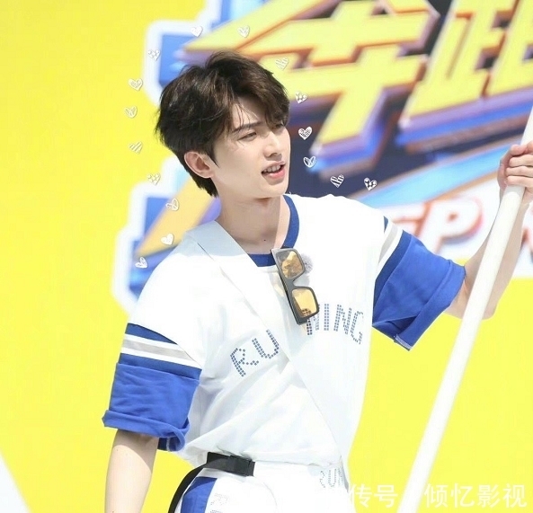 吴宣仪 《奔跑吧》三亚录制未播先火,请来6位大咖助阵,这下有意思了