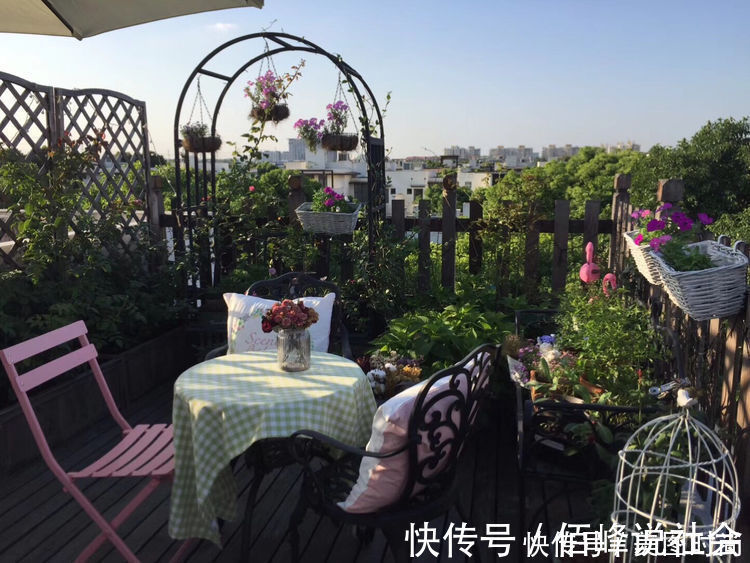 13㎡屋顶造花园,在喧嚣城市里,打造一个自己心灵深处的伊甸园